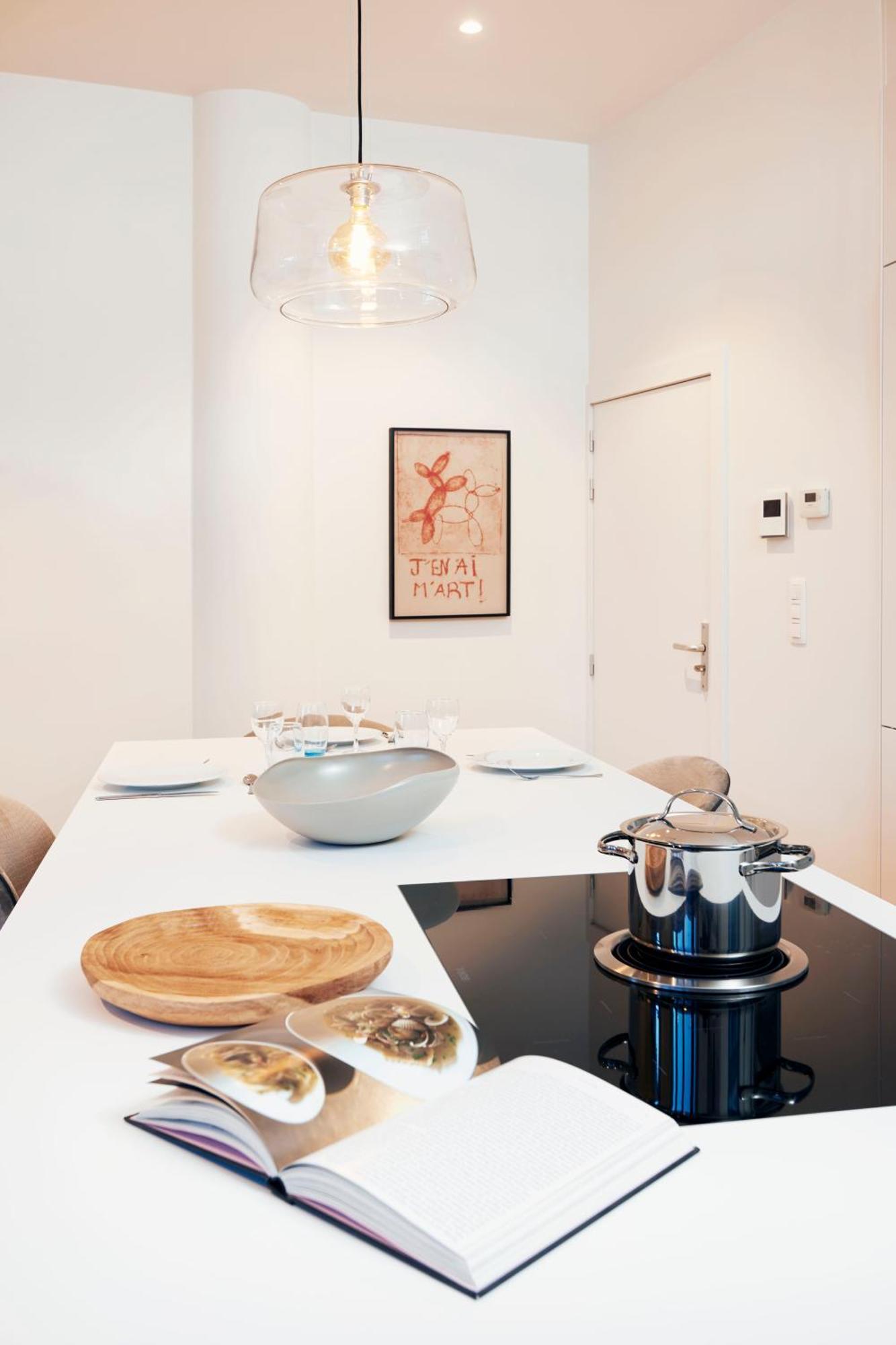 Modern Central 1Br Suite - 90 Sqm Brussels Exterior photo